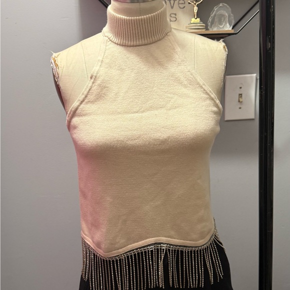 Tops - Elegant Cream Sleeveless Top with Fringe Detail